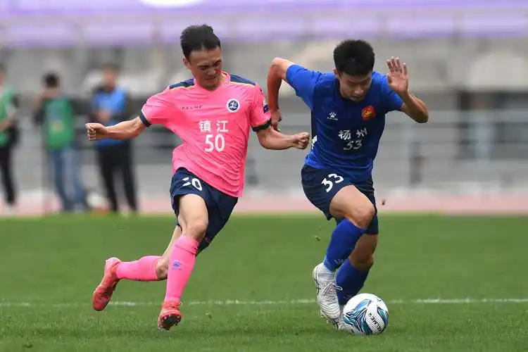 欧冠对决：巴塞罗那 VS 摩纳哥